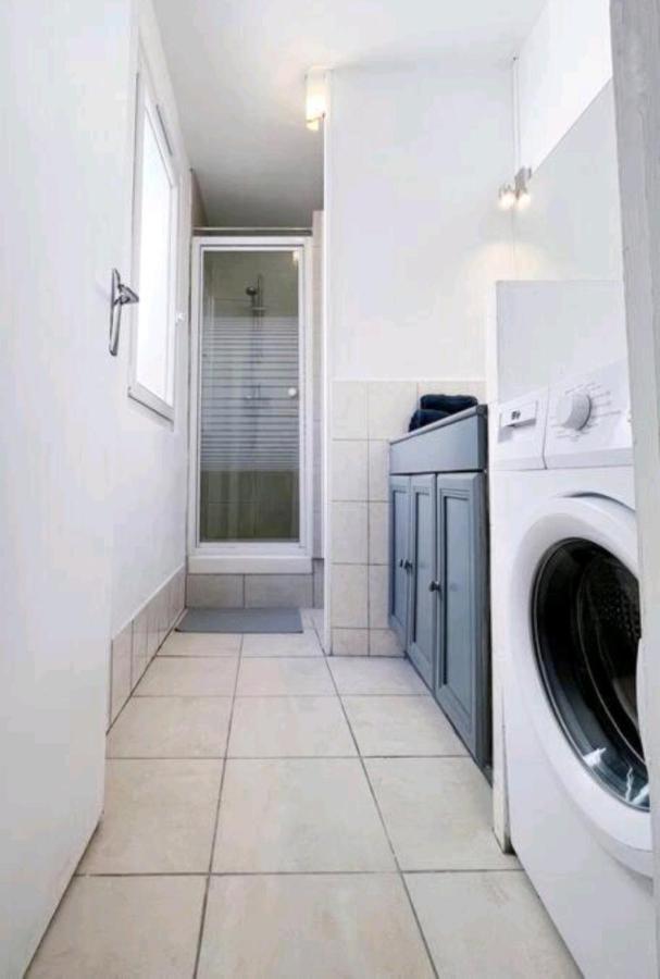 Superbe Studio Au Centre D'Orleans Apartment Bagian luar foto